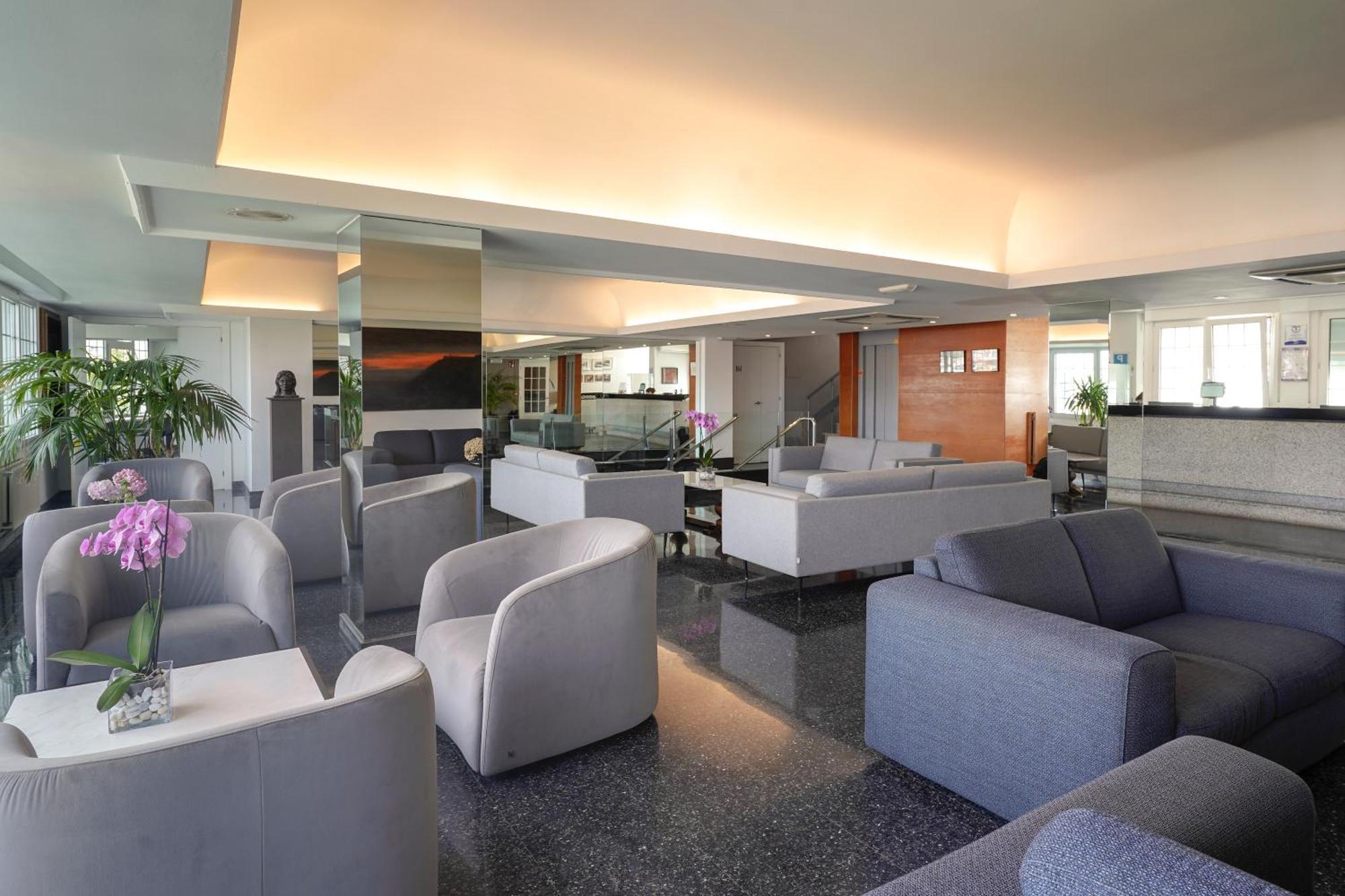 Hotel Avenida San Sebastián Dış mekan fotoğraf